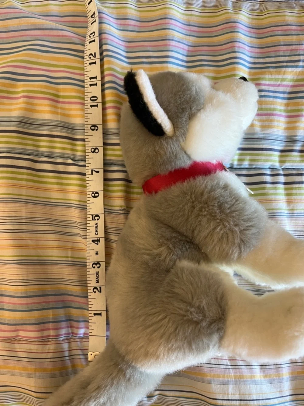 FAO Schwarz Gray and White Husky Plush Puppy‎ with Red Collar